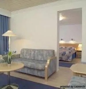 Hiittenharju 3*