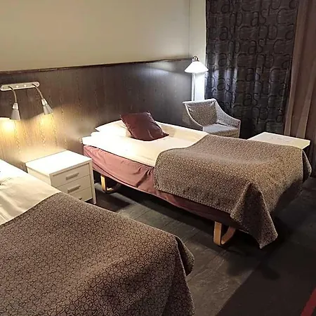 Easystay Hiittenharju Szálloda