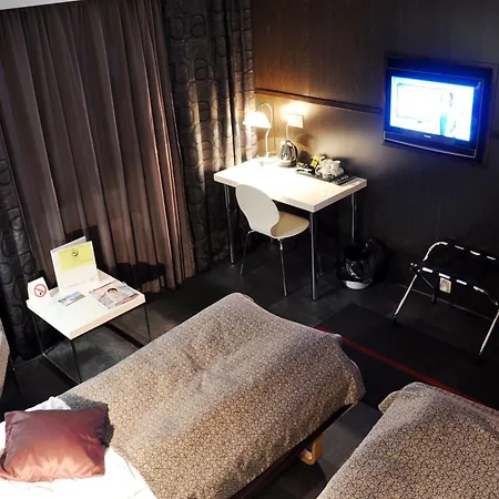 Easystay Hiittenharju 3*